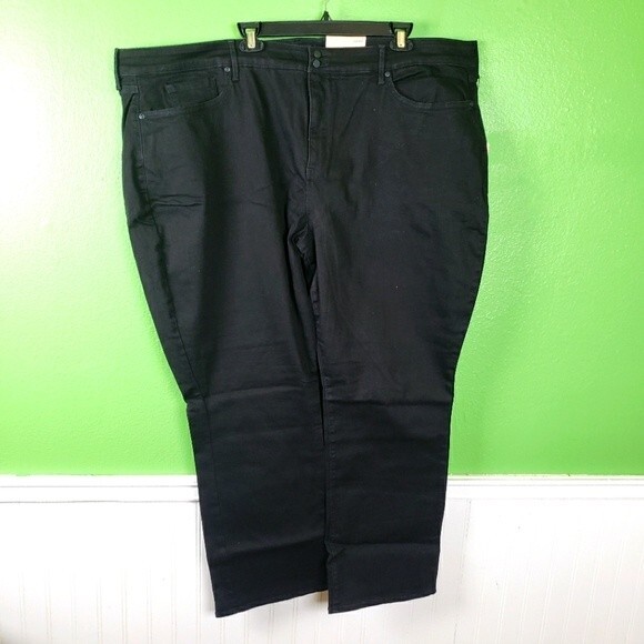 NYDJ Denim - NWT NYDJ Black Marilyn Straight Lift And Tuck Technology Denim Jeans Size 28WP